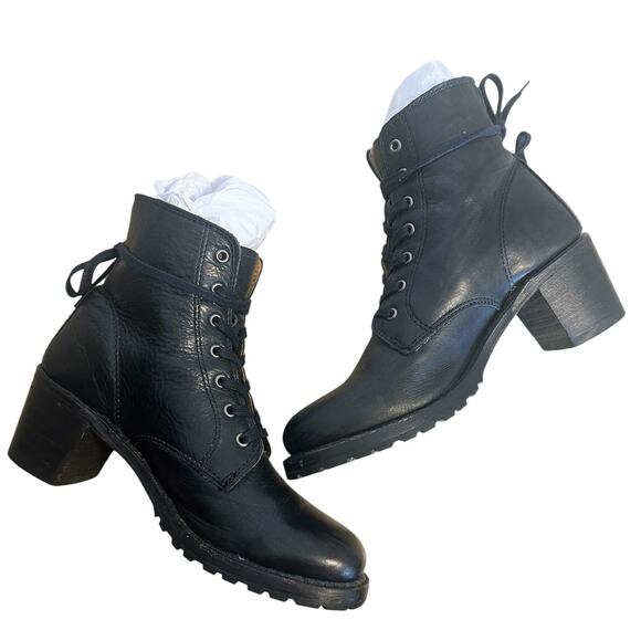 RARE Frye Vintage Sabrina Black Leather Ankle Boots 8 - Picture 10 of 12